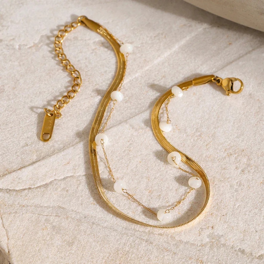 Detail bílých korálků – ELENYS Soft Duo